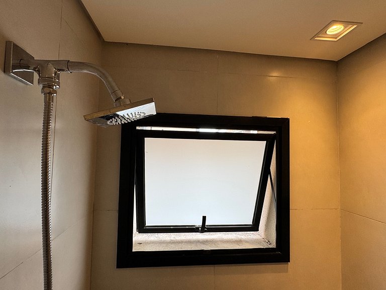 Estilo & Elegância Urbana 300m Metrô Oscar Freire