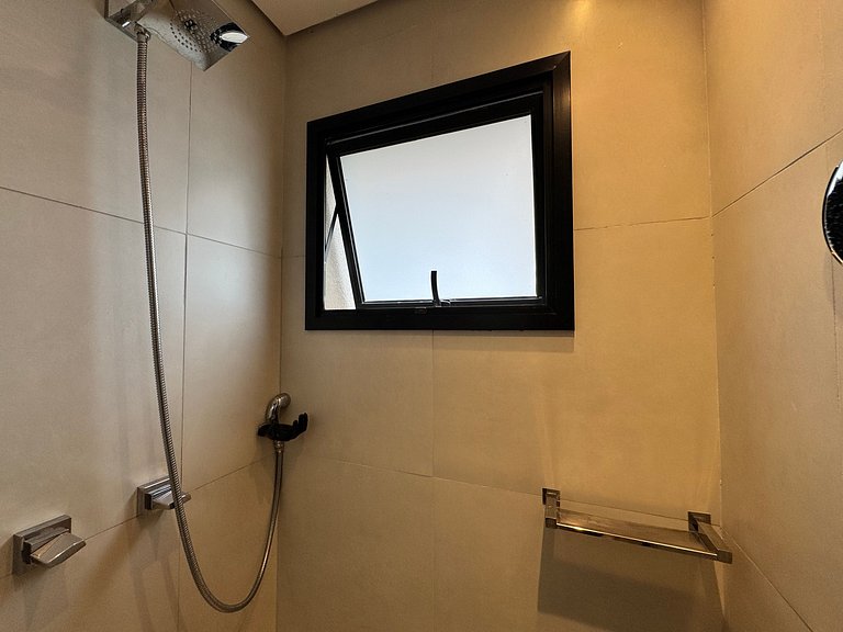 Stile ed Eleganza Urbana 300m Metro Oscar Freire