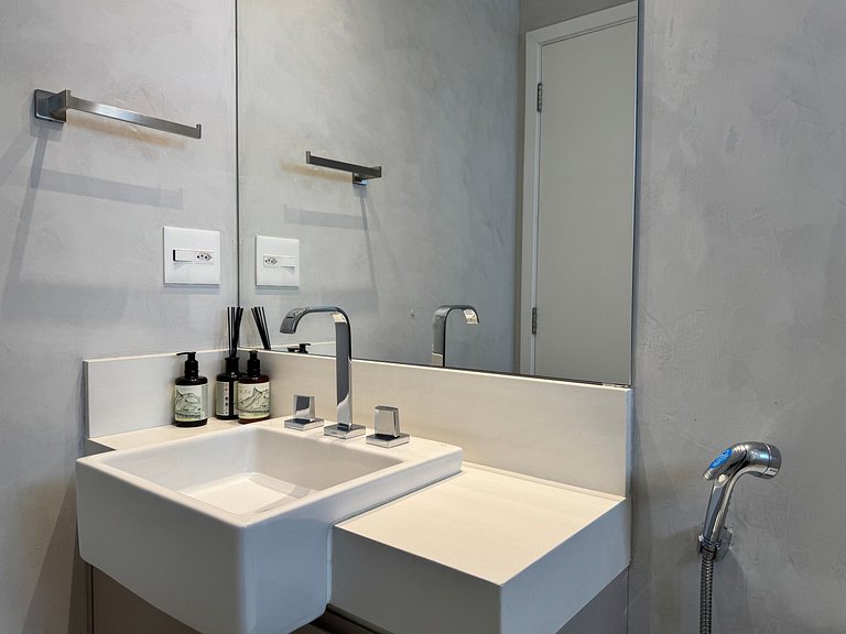 Estilo & Elegância Urbana 300m Metrô Oscar Freire