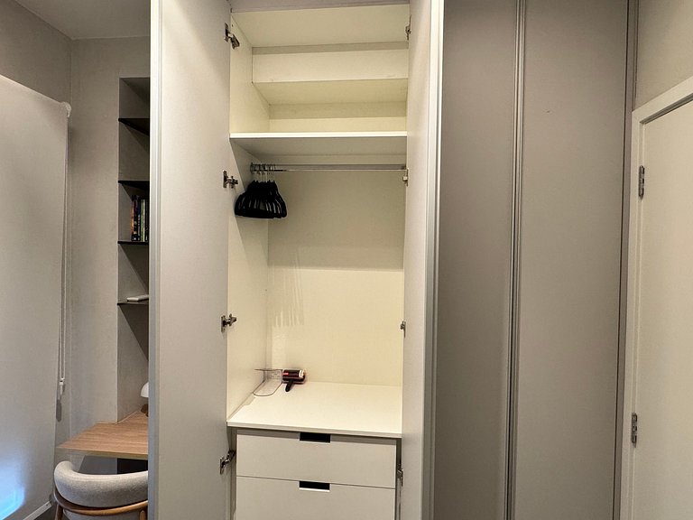 Style & Urban Elegance 300m Oscar Freire Station