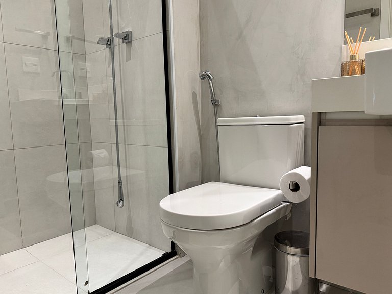 Stil & Urbane Eleganz – 300m Metro Oscar Freire