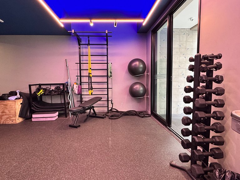 Estilo & Elegância Urbana 300m Metrô Oscar Freire