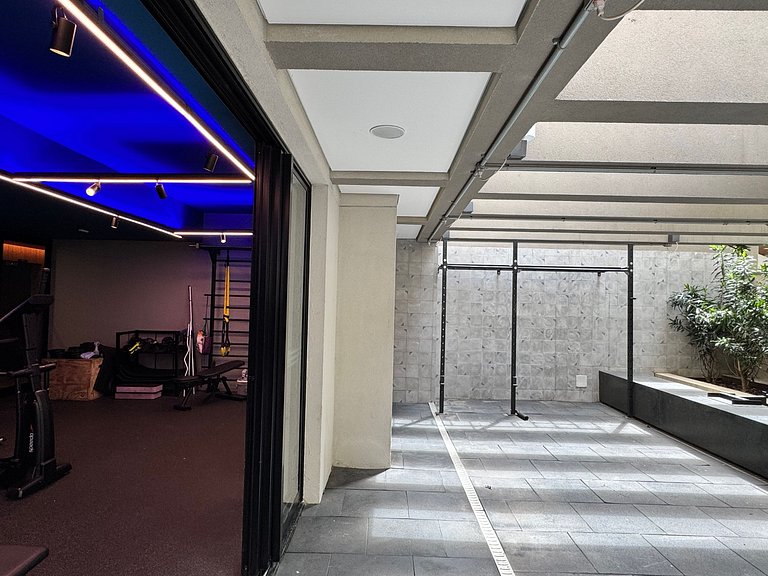 Stile ed Eleganza Urbana 300m Metro Oscar Freire