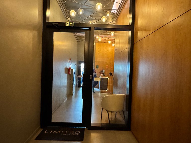 Estilo & Elegância Urbana 300m Metrô Oscar Freire