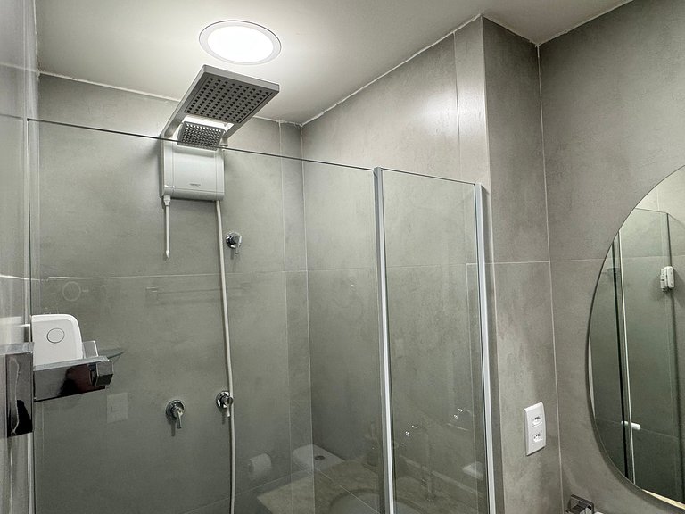 Via Komforto 57, 1-Bed Suite Next to Subway