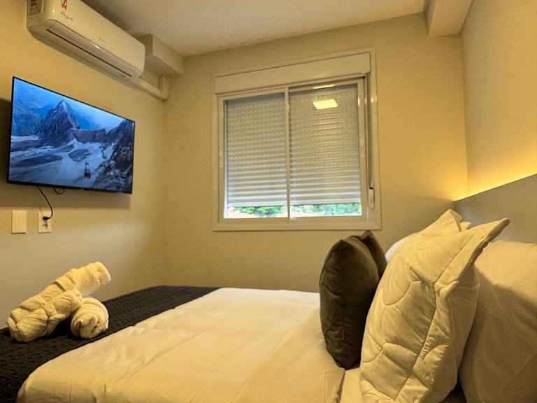 Via Komforto 57, 1-Bed Suite Next to Subway