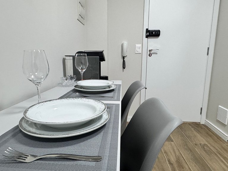 Via Komforto 57, 1-Bed Suite Next to Subway